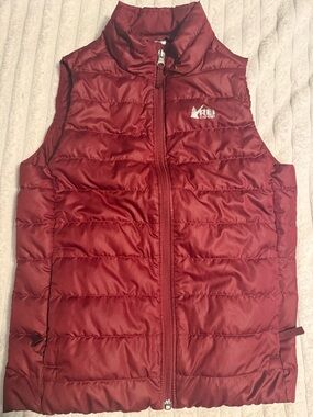 REI Women's Red Quilted Puffer Vest
